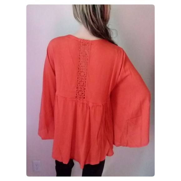 SUN KISSED LACE  V NECK FLUTTER BAT WING TUNIC - Picture 5 of 6